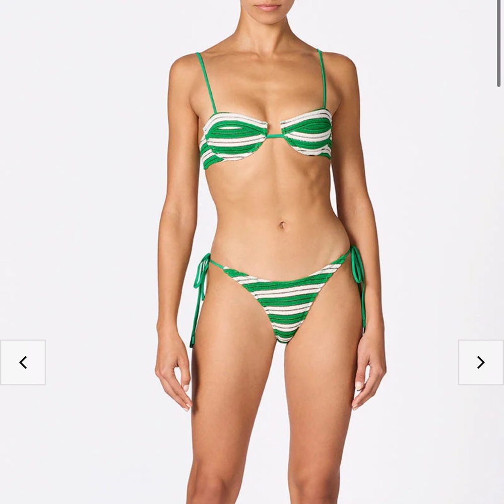 Triangl Mala Bikini in PURPLE